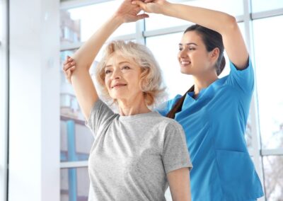 Prevenire l’osteoporosi nelle donne in menopausa con l’Omeopatia
