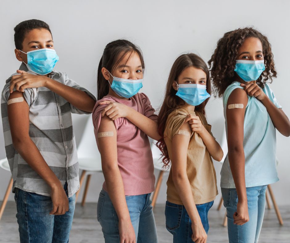 Vaccinazione di massa o boost delle difese naturali?